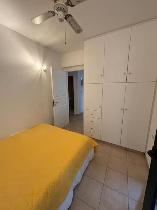 Appartement Avec Vue Aegina ภายนอก รูปภาพ